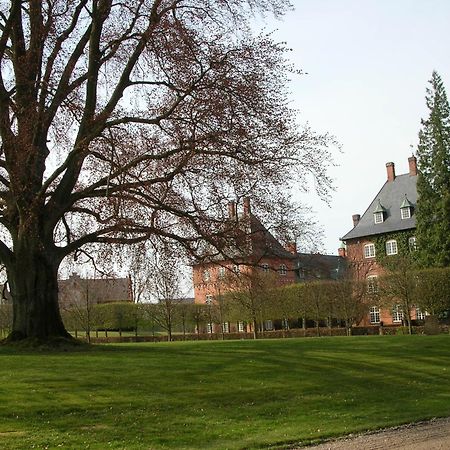 B&B Stroeprodukter Eslöv Buitenkant foto