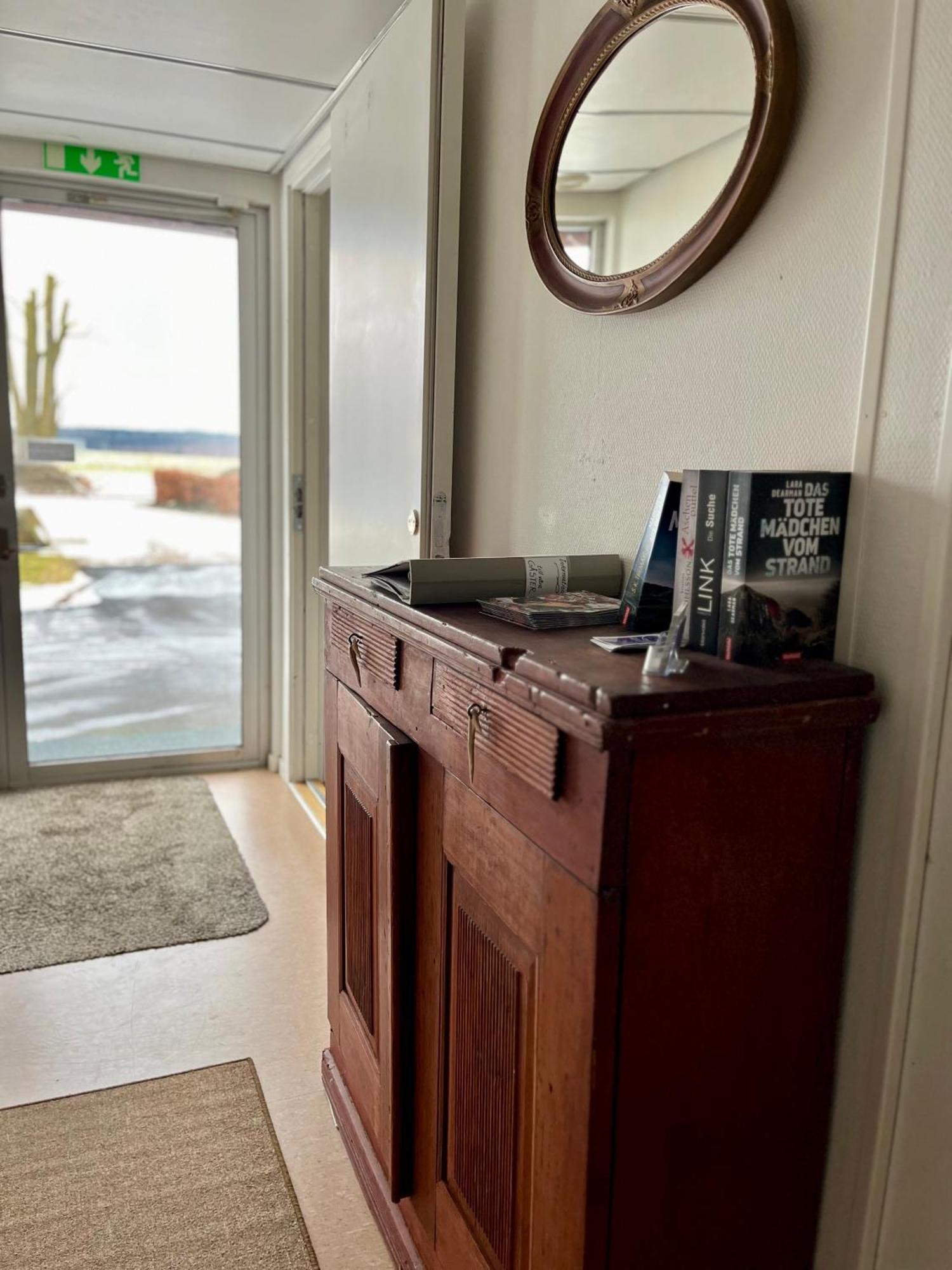B&B Stroeprodukter Eslöv Buitenkant foto